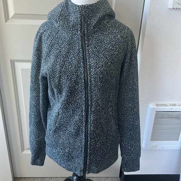 Lululemon Scuba Hoodie Light Cotton Fleece
Night View White Black - Picture 2 of 14